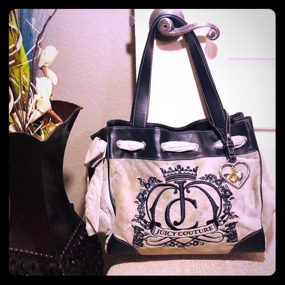 Juicy Couture Handbags - 🍒 Juicy Couture Purse